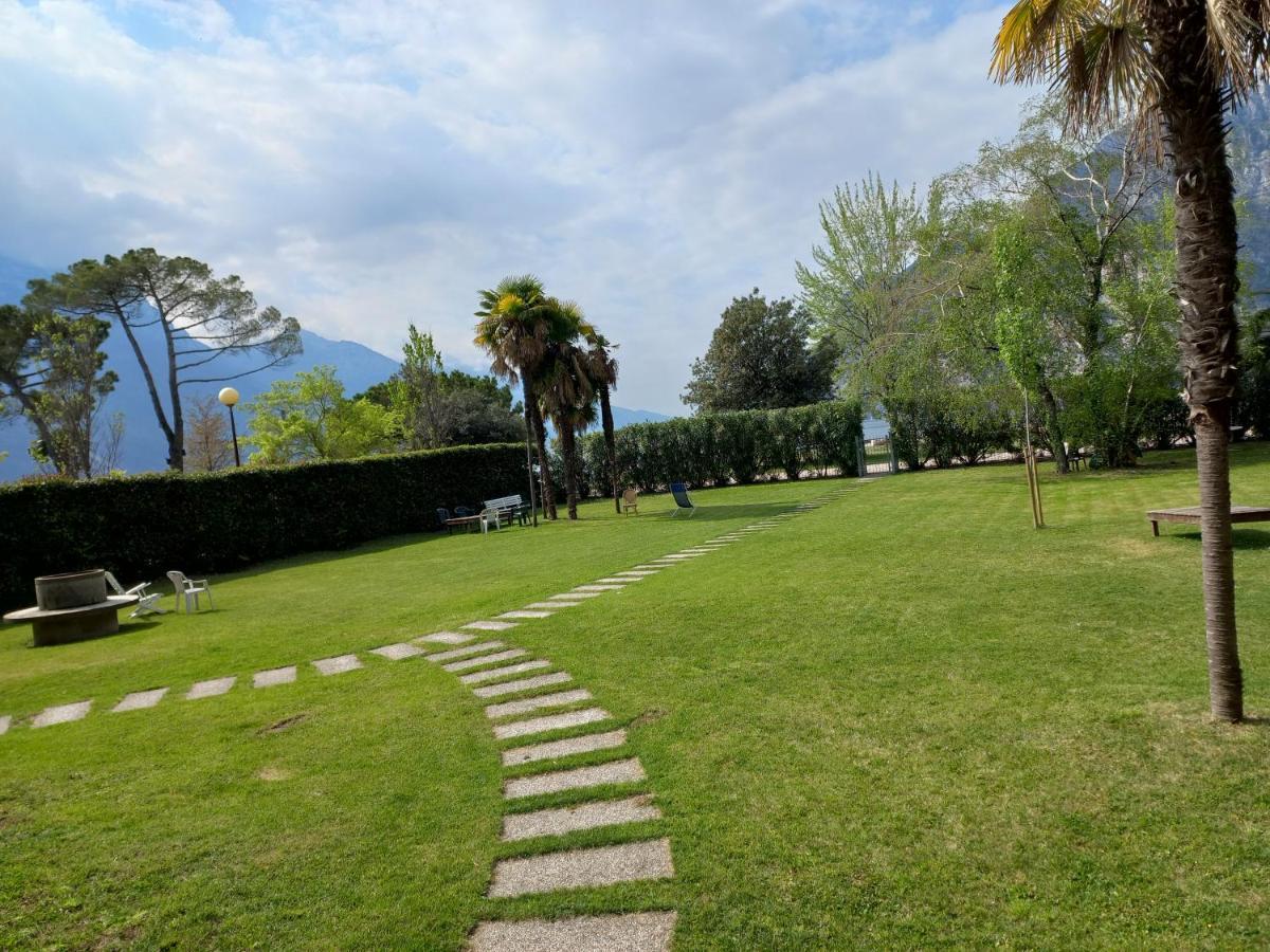 Riva Del Garda Appartement Buitenkant foto